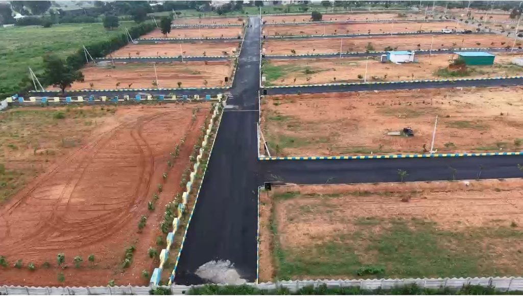 Open plots in Kadthal and Meerkhanpet with plot size and price comparison