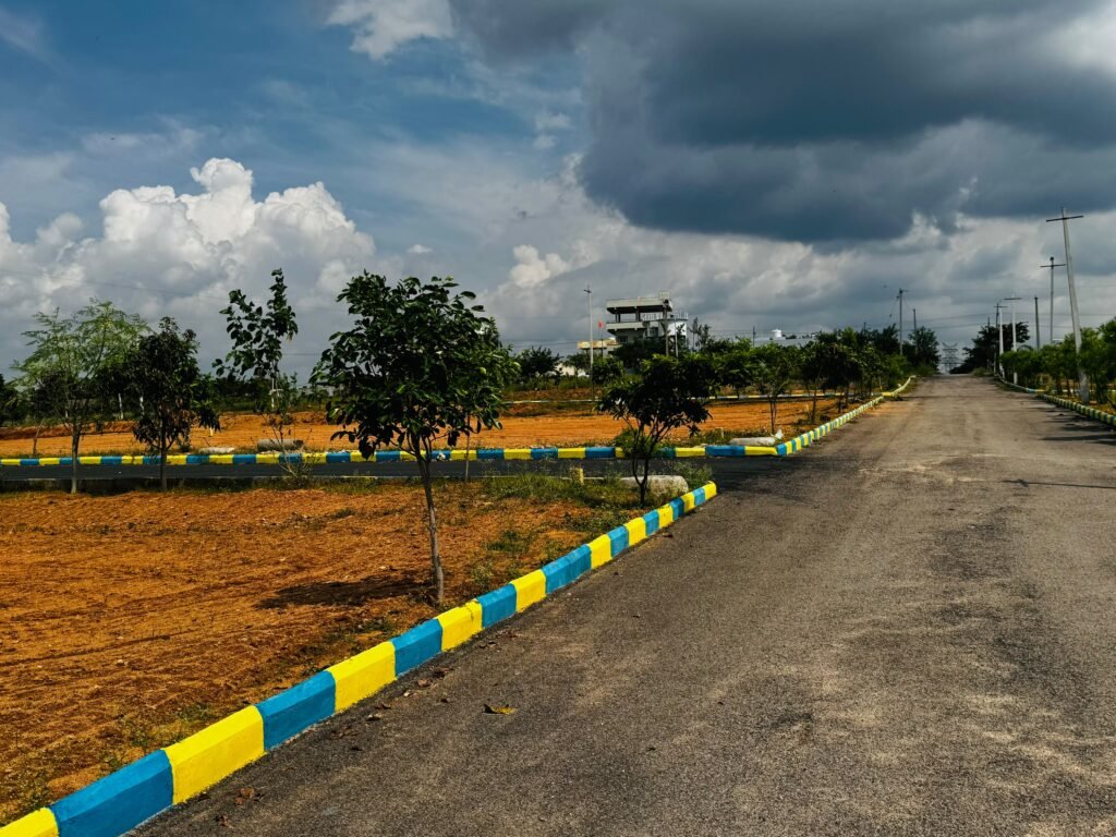 Kadthal vs Meerkhanpet plots near Hyderabad – Future City Plots comparison